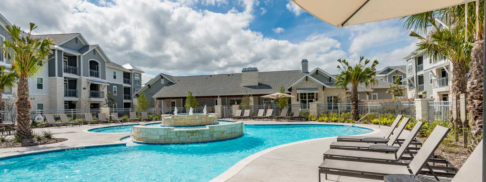 Amenities Catalon at Lago Mar